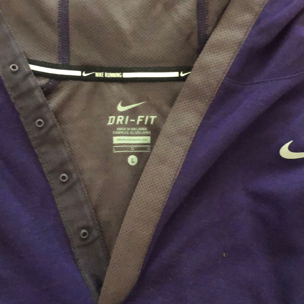 nike pullover - Picture 2 of 3